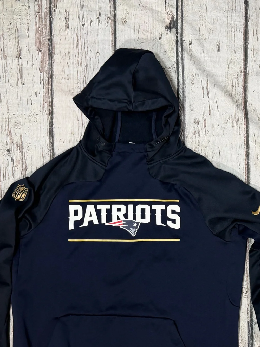 New England Patriots Nike Therma Fit On Field Hoodie Sweatshirt Women's